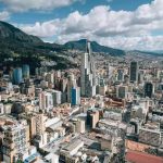 Binance firma acuerdo con Universidad de los Andes en Colombia para lanzar programas educativos