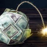 Economist Peter Schiff Warns of US Dollar Devaluation and 'Biggest Economic Disaster' in History
