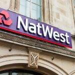 Die britische Bank Natwest implementiert neue Limits für Kryptowährungszahlungen, um britische Kryptobetrügereien zu bekämpfen