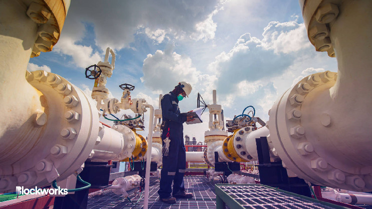 Major Energy Companies Are Trading Tokenized Emissions Credits