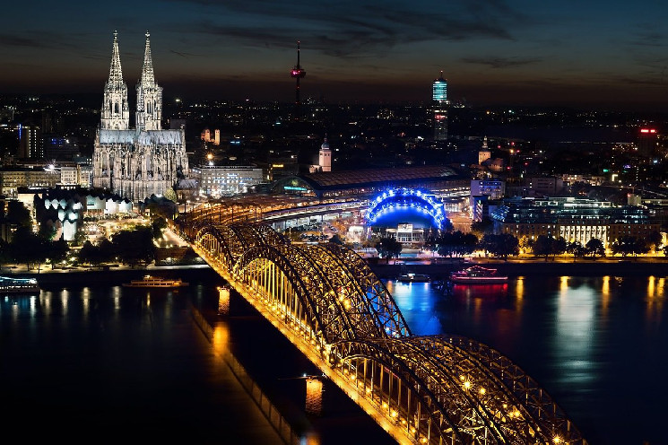 PwC Alemania se une a Chainlink para ofrecer blockchain a empresas