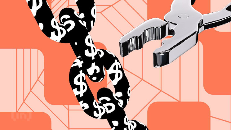 “Is My Money Safe?” Searches Top Charts in the US