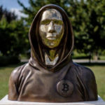 Создатель биткоинов Сатоши Накамото может быть богаче Билла Гейтса